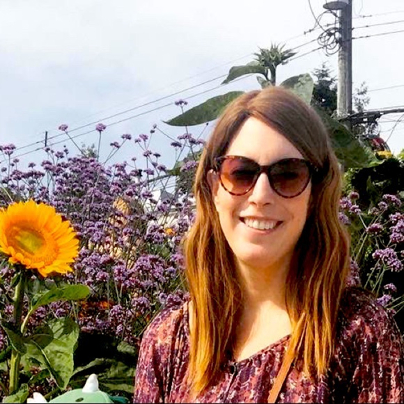 Meet your Posher, Heather - Picture 1 of 1